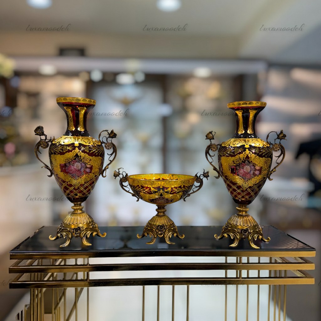 ست گلدان و آجیل‌خوری زرشکی طلاکوب با طلاکاری ۱۲ عیار مناسب دکوراسیون لوکس و پذیرایی